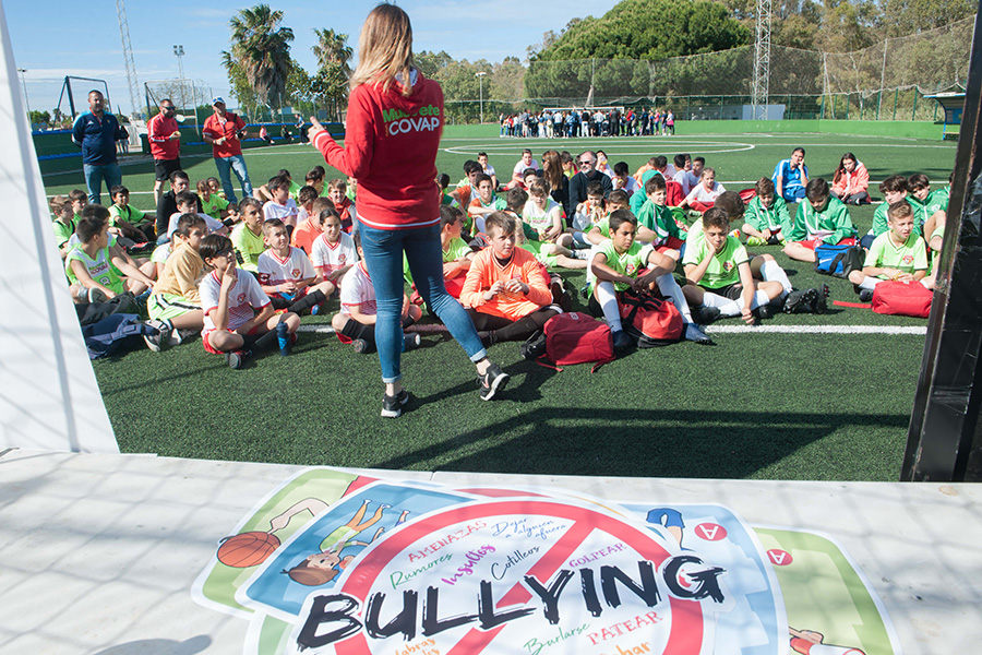 Charla en la Copa COVAP sobre bullying 